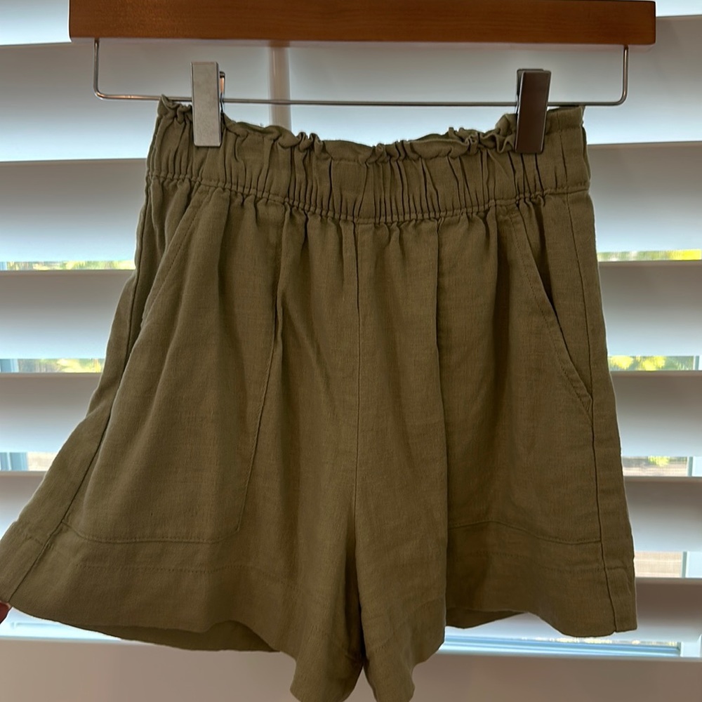 Abercrombie and Fitch Linen Shorts